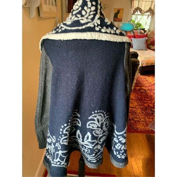Anthropologie Sleeping on Snow Navy White Gray Open Cardigan Sweater - Picture 3 of 10